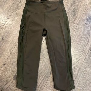 Lululemon crop